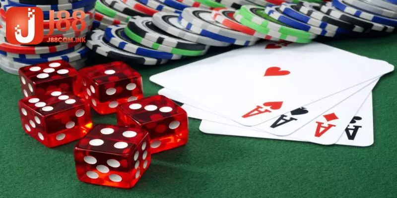 Luật chơi Poker khá đơn giản và dễ nắm bắt